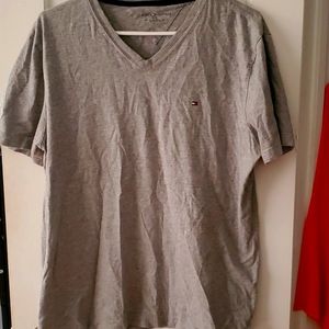 Tommy Hilfiger tshirt